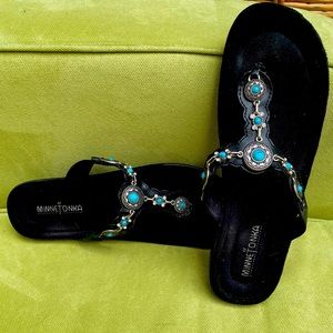 Minnetonka Black Leather Sandals